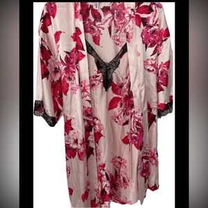 Lilac & London Lounge Set satin Floral Chemise LG & Robe XL  “Love in Bloom”